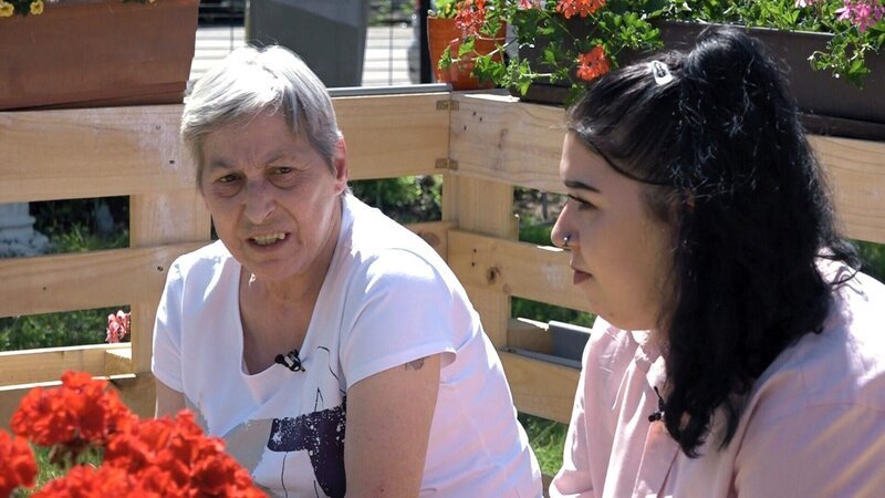 Dagmar möchte ihre Enkelin Eileen dabei unterstützen, das Sorgerecht für ihren Sohn zurückzubekommen. – Bild: RTLZWEI