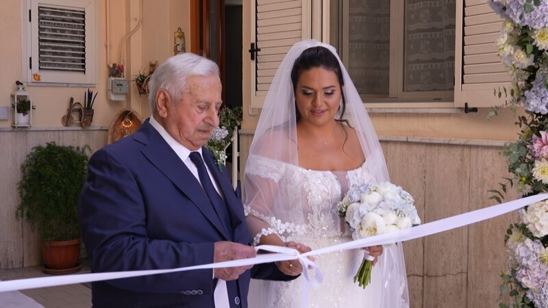 Der Traum von Liebe und Partnerschaft. Für viele geht er trotz einiger Hürden dennoch in Erfüllung. – Bild: YEMAYA