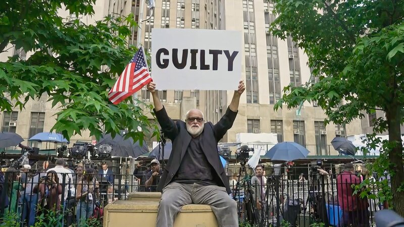 Zweite Chance? Die Rückkehr von Donald Trump – Bild: October Films