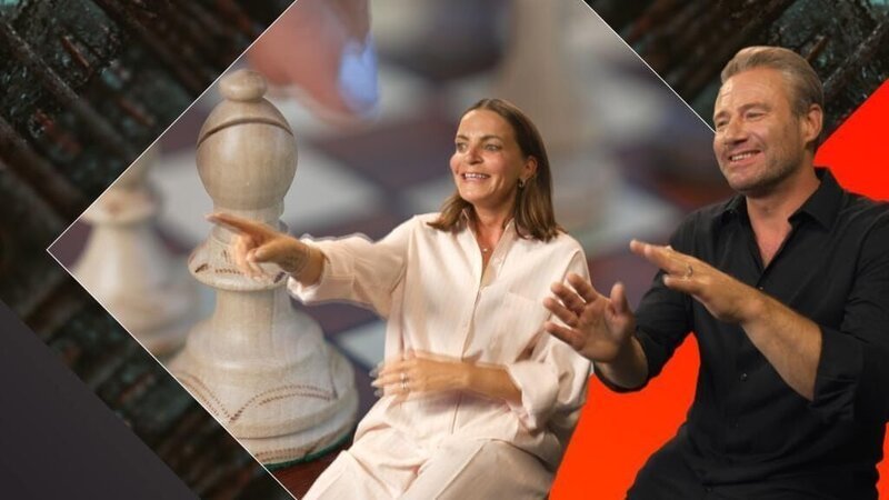 Julia Röntgen und Sasha – Bild: Kabel Eins