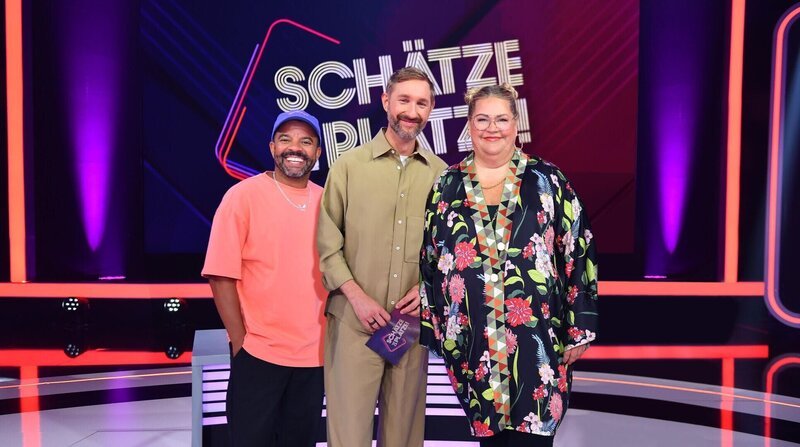(v. l. n. r.) Simon Pearce; Daniel Boschmann; Ilka Bessin – Bild: Joyn /​ Julia Feldhagen