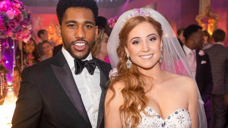Craig (Brandon Mychal Smith) und Zara (Sophia La Porta) – Bild: RTL /​ MGM Television Entertainment Inc. and Universal Television LLC.