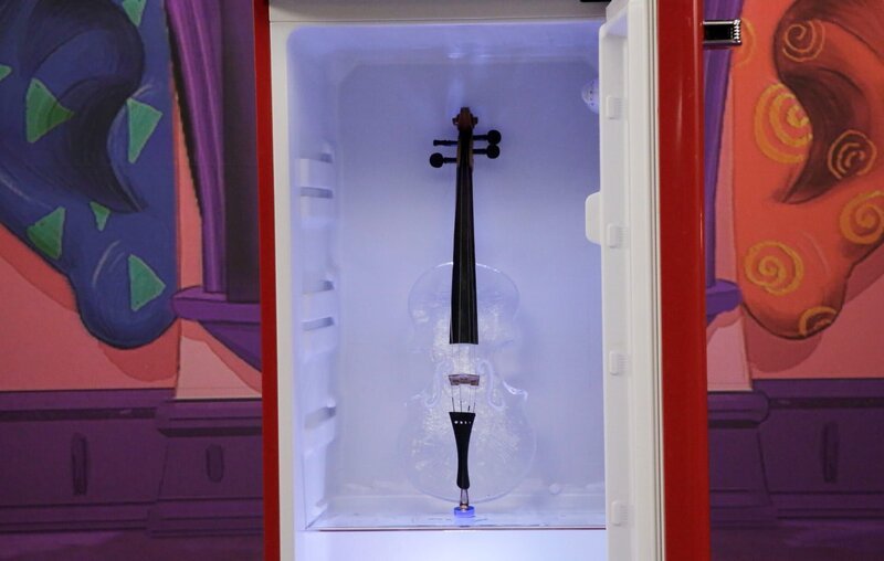 Eis-Instrumente. – Bild: ORF