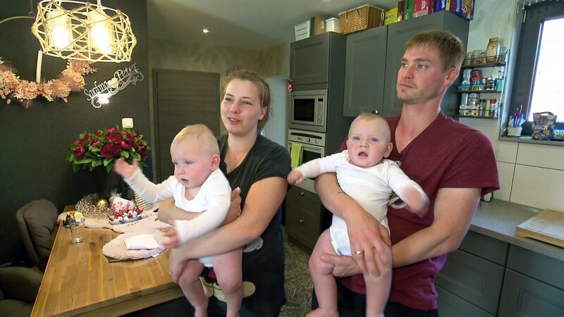 Emory und Casey feiern bald ihren ersten Geburtstag. Hierfür sollen Sarafina und Peter mit einem Wintergarten überrascht werden.. – Bild: Das große Familienprojekt