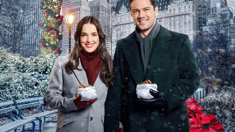 Jessica Cooper (Elizabeth Henstridge), Nick Perrelli (Ryan Paevey)  Die Verwendung des sendungsbezogenen Materials ist nur mit dem Hinweis und Verlinkung auf RTL+ gestattet. – Bild: Crown Media United States, LLC