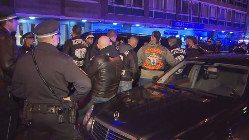Members of motorcycle clubs Bandidos and Mongols, and the police – Bild: Spiegel TV Wissen (DE) Members of motorcycle clubs Bandidos and Mongols, and the police – Bild: Spiegel TV Wissen (DE)