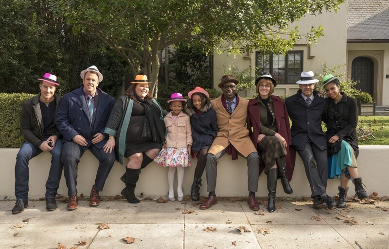 Ein besonderer Abschied für William: (v.l.n.r.) Kevin (Justin Hartley), Toby (Chris Sullivan), Kate (Chrissy Metz), Annie (Faithe Herman), Tess (Eris Baker), Randall (Sterling K. Brown), Rebecca (Mandy Moore), Miguel (Jon Huertas) und Beth (Susan Kelechi Watson) … – Bild: Twentieth Century Fox Film Corporation /​ NBCUniversal Media, LLC.