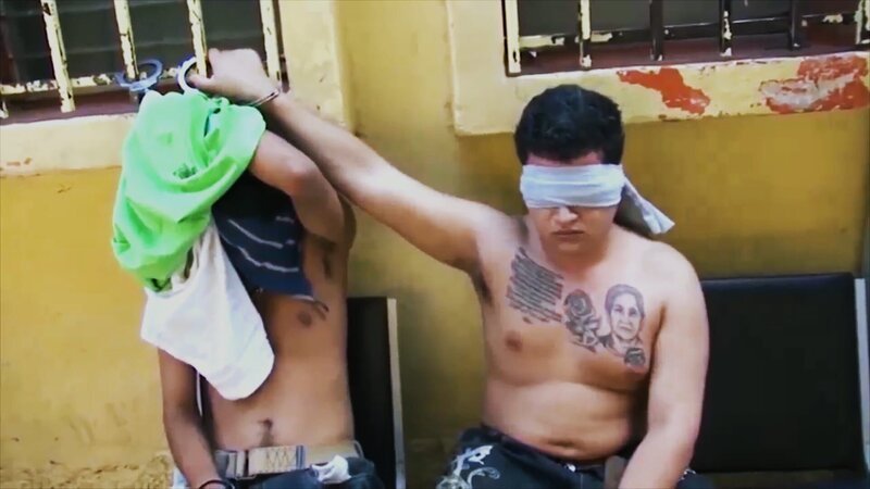 Honduras ist eines der gefährlichsten Länder Zentralamerikas. Die bittere Armut und Perspektivlosigkeit, treibt Jugendliche schon früh in die Arme der Gangs. – Bild: ZDF Honduras ist eines der gefährlichsten Länder Zentralamerikas. Die bittere Armut und Perspektivlosigkeit, treibt Jugendliche schon früh in die Arme der Gangs. – Bild: ZDF
