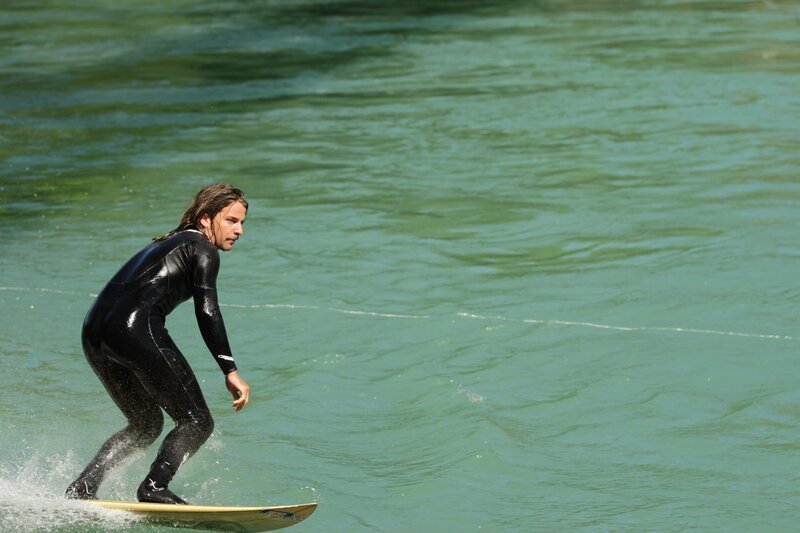 Gil Funk /​ Bungeesurfing – Bild: Discovery Communications