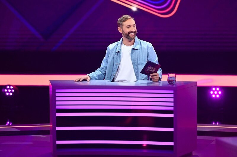 Daniel Boschmann – Bild: Dieses Bild darf ausschließlich nach Maßgabe der Allgemeinen Geschäftsbedingungen für die Presselounges der Sender der ProSiebenSat.1 Media SE (AGB) genutzt werden. Die in den AGB festgesetzten Rechteeinschränkungen sind unbedingt  …