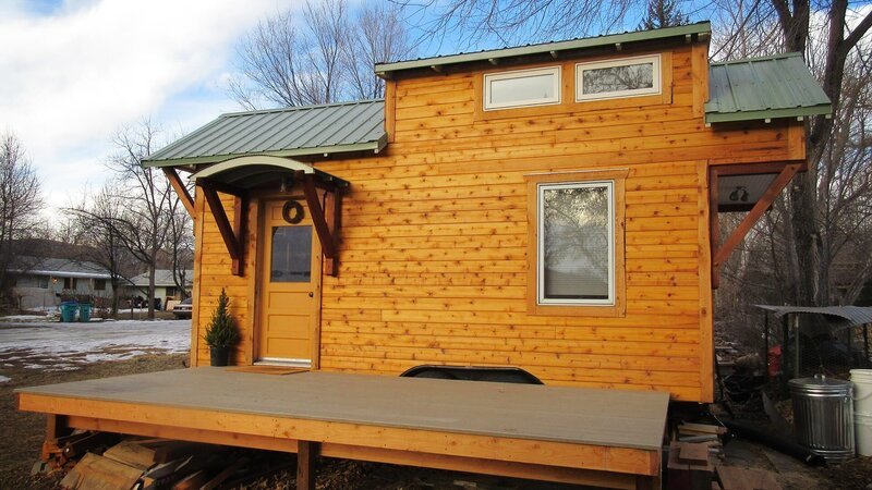 Nach sieben Jahren wurde eine treue Lottospielerin endlich belohnt: Sie gewinnt eine Million Dollar! Den Gewinn möchte sie in ein Haus für sich und ihre Familie investieren. Sie sucht nach einem Traumhaus im Westen von Massachusetts. – Bild: HGTV