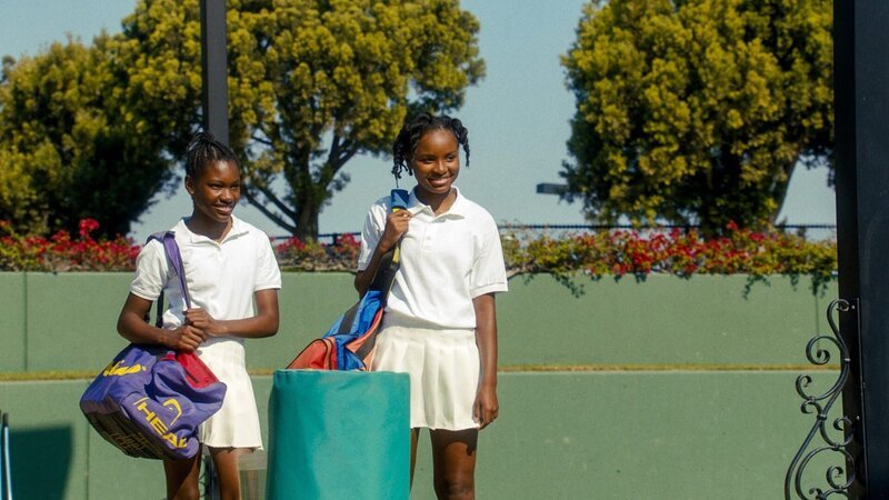 Serena Williams (Demi Singleton, l.); Venus Williams (Saniyya Sidney, r.) – Bild: ORF/Warner Serena Williams (Demi Singleton, l.); Venus Williams (Saniyya Sidney, r.) – Bild: ORF/Warner