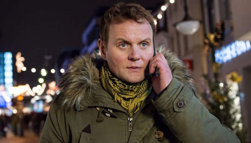 Ja bitte? – Devid Striesow alias Hauptkommissar Jens Stellbrink. – Bild: BR/​SR/​Manuela Meyer