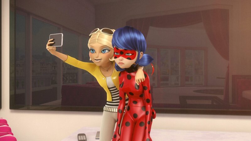 L-R: Chloé Bourgeois, Ladybug – Bild: Disney+