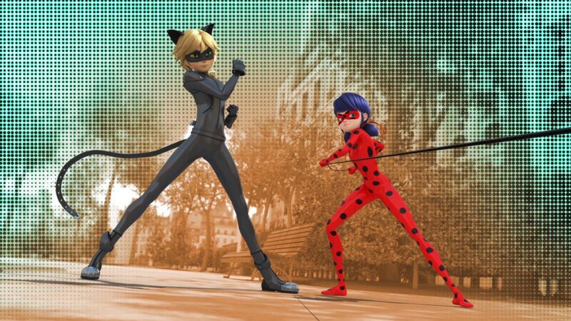 L-R: Cat Noir, Ladybug – Bild: Courtesy of Disney+