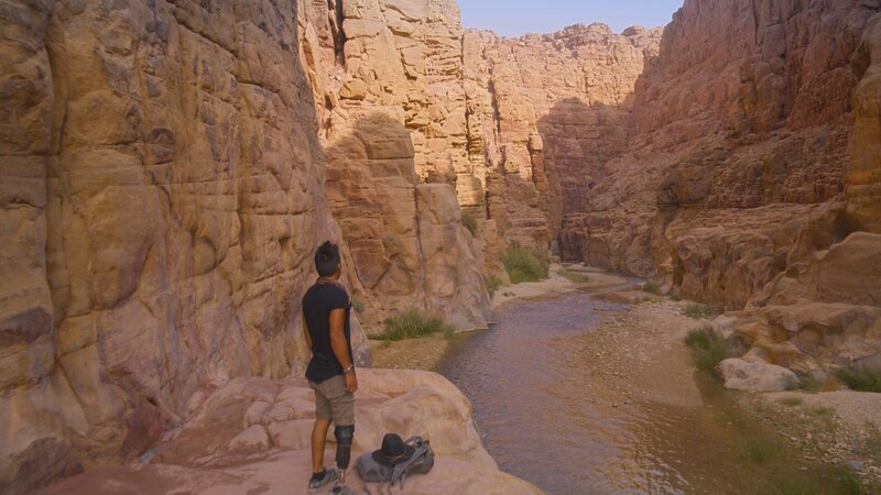 Jordanien – Albert Lin in Wadi Mujib. – Bild: National Geographic
