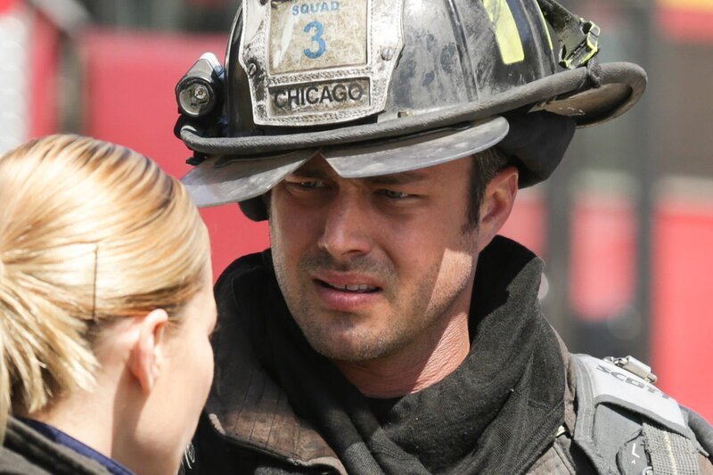 -- „Real Never Waits“ Episode 222 -- Pictured: (l-r) Lauren German as Leslie Shay, Taylor Kinney as Kelly Severide -– – Bild: NBCUniversal Media, LLC