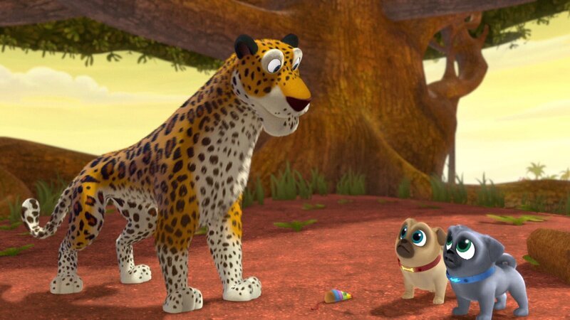 First on the right: Bingo, second on the right: Rolly – Bild: Disney+