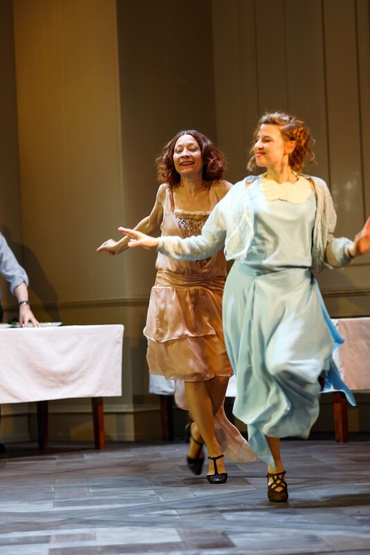 Aus dem Theater in der Josefstadt: Leopoldstadt – Bild: ORF/​Theater in der Josefstadt/​Moritz Schell