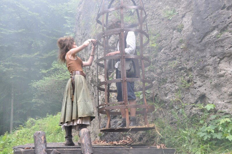 Der Teufel mit den drei goldenen Haaren – Bild: Angret Phen