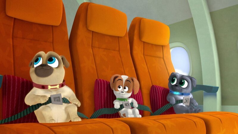 On left: Rolly, on right: Bingo – Bild: Disney+