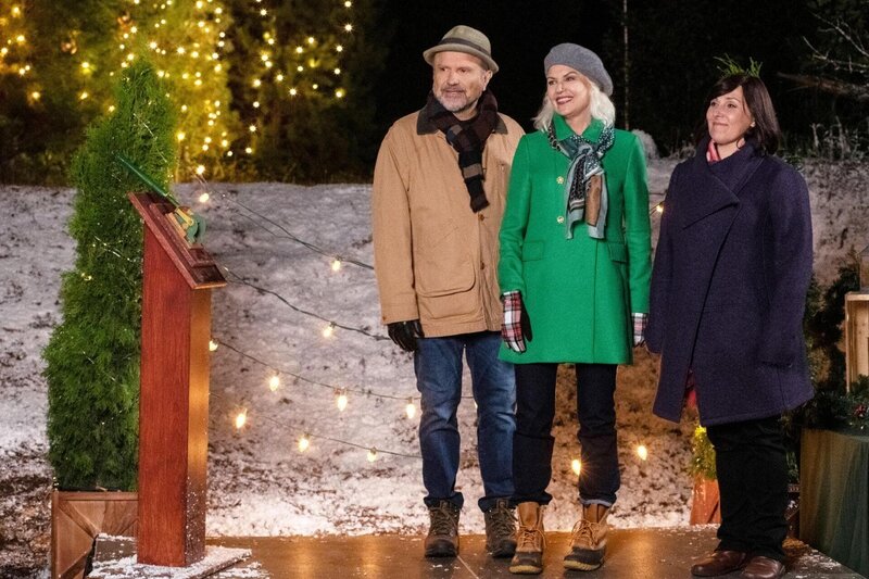 Verliebt unterm Weihnachtsbaum – Bild: RTL /​ NE Love Under the Christmas Tree Productions ULC