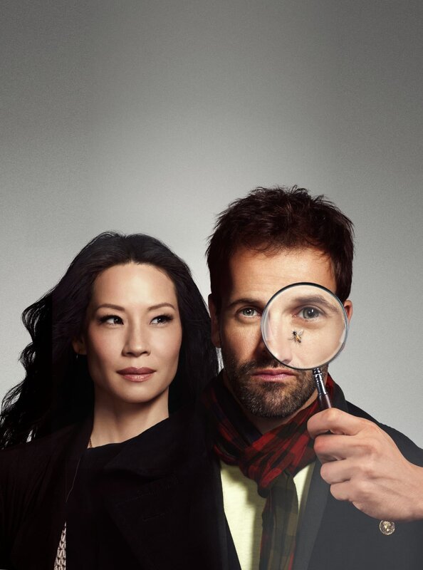 Sherlock Holmes (Jonny Lee Miller, r.) und Joan Watson (Lucy Liu, l.) – Bild: CBS Television