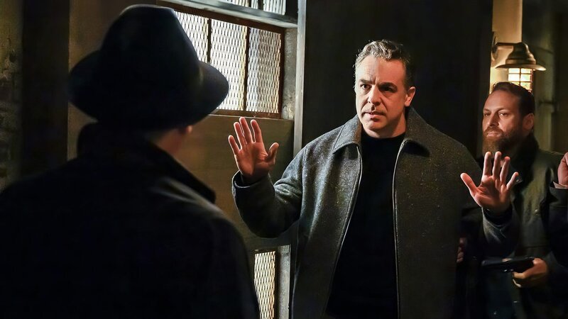 Richard Deever (Chris McKenna, m.) – Bild: AXN Black