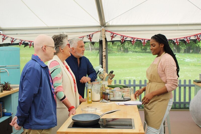 (v.l.n.r.) Matt Lucas; Prue Leith; Paul Hollywood; Maxy – Bild: Love Productions MMXXII /​ Jake Stoodley