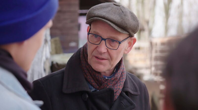 Als Punk beschrieb Bernd in seinen Songs das triste Leben in der DDR. – Bild: MDR/​WDR/​Balance Film