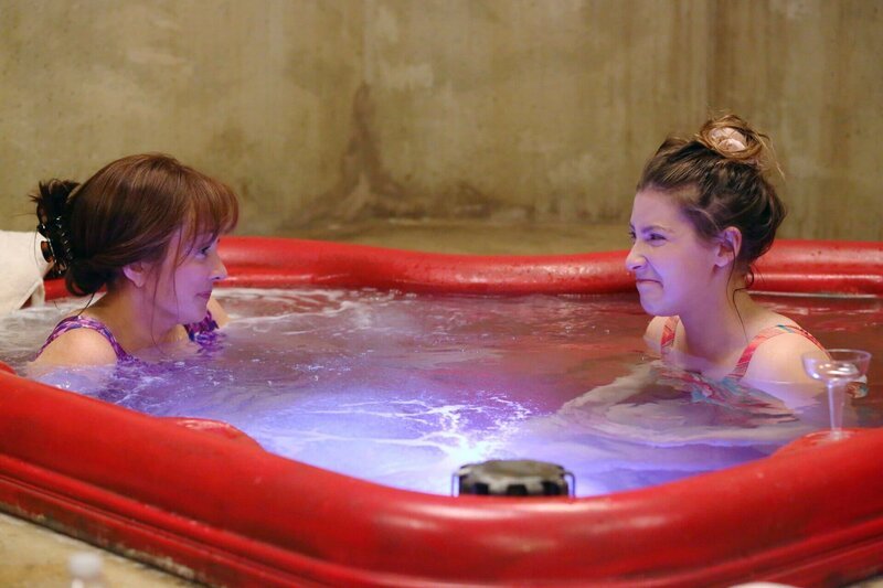 Frankie; Sue – Bild: Warner Brothers