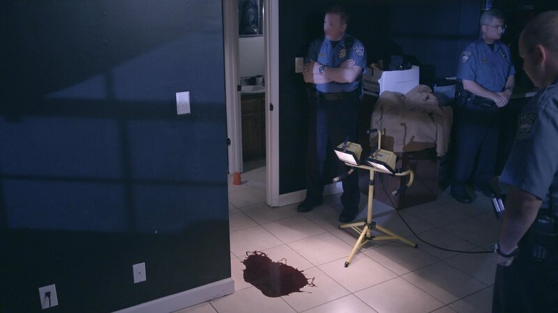 Geben die Blutspuren Aufschluss darauf, wer Willie McCarty in seinem Haus getötet hat? Lt. Joe Kenda ermittelt …. – Bild: Jupiter Entertainment