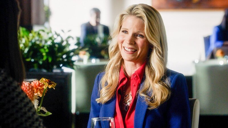 Kelli O’Hara (Lisa Farragaut). – Bild: ORF/​Sevenone International/​CBS