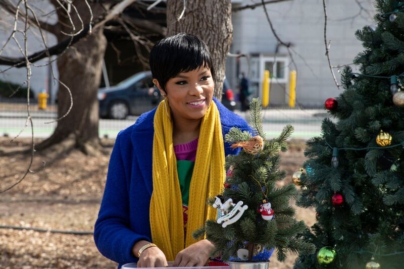 Brianna (LeToya Luckett) möchte sich das Preisgeld eines Backwettbewerbs sichern. – Bild: Mar Vista Entertainment, LLC