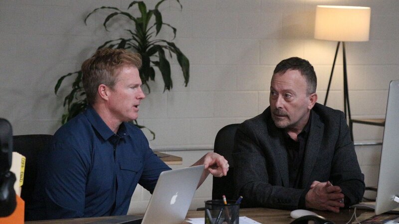 L-R: Travis Taylor und Michael Bradbury – Bild: AETN