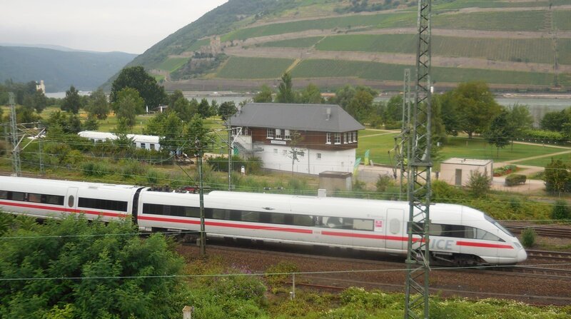 ICE in Bingen. – Bild: BR/​SWR/​Alexander Schweitzer
