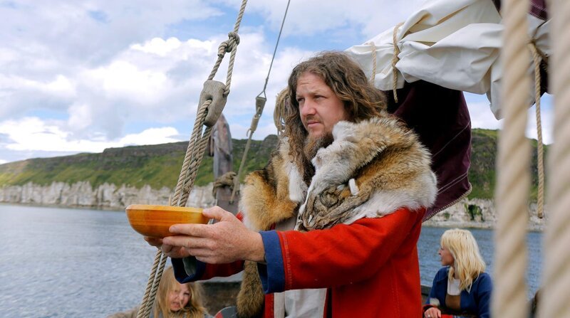 Wikinger waren Meister der Navigation. Der Sonnenkompass war dabei ein wichtiges Hilfsmittel. – Bild: BR/NDR/NDR Naturfilm/doclights/Justin Purefoy Wikinger waren Meister der Navigation. Der Sonnenkompass war dabei ein wichtiges Hilfsmittel. – Bild: BR/NDR/NDR Naturfilm/doclights/Justin Purefoy