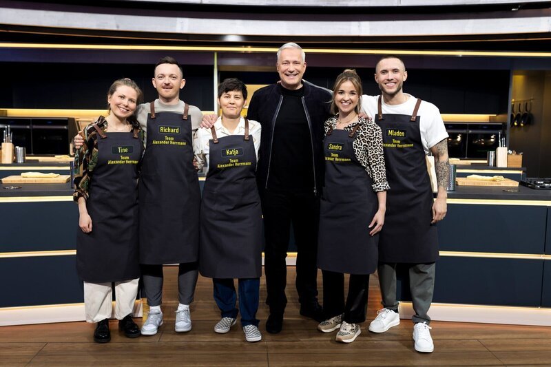 Person: Tine; Richard; Katja; Alexander Herrmann; Sandra; Mladen; – Bild: SAT.1