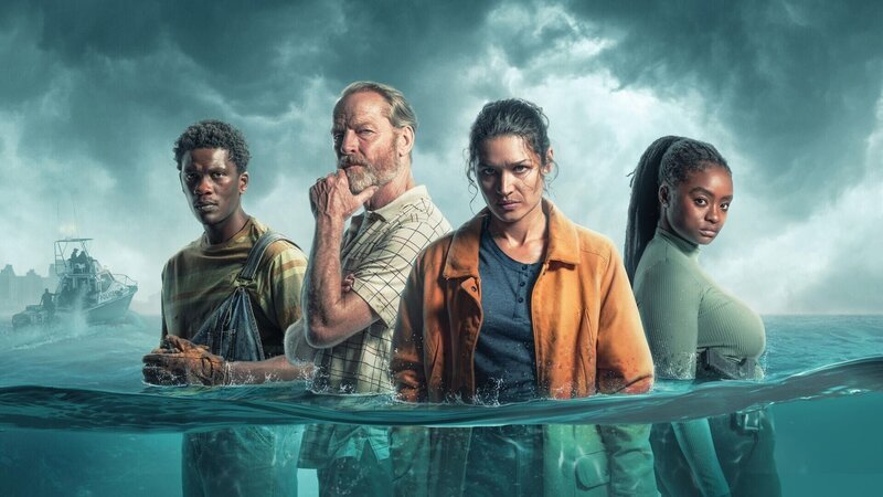 Artwork zu „Reyka – Mord in Afrika“. V.l.: Tokkie (Lemogang Tsipa), Angus Speelman (Iain Glen), Reyka Gama (Kim Engelbrecht), Thulisile Gama (Rashaan Stackling) – Bild: Foto: RTL /​ Studio Toselli