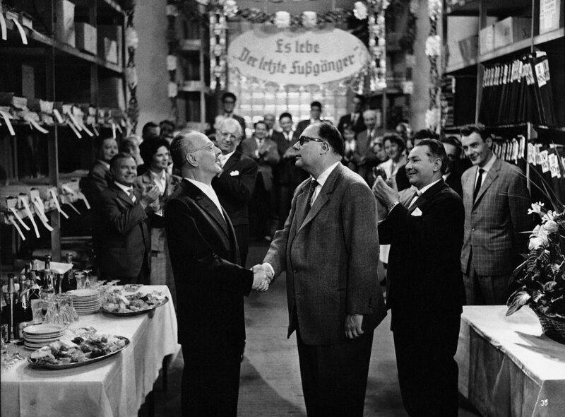 Der letzte Fußgänger – Bild: ZDF und Deutsche Film Hansa