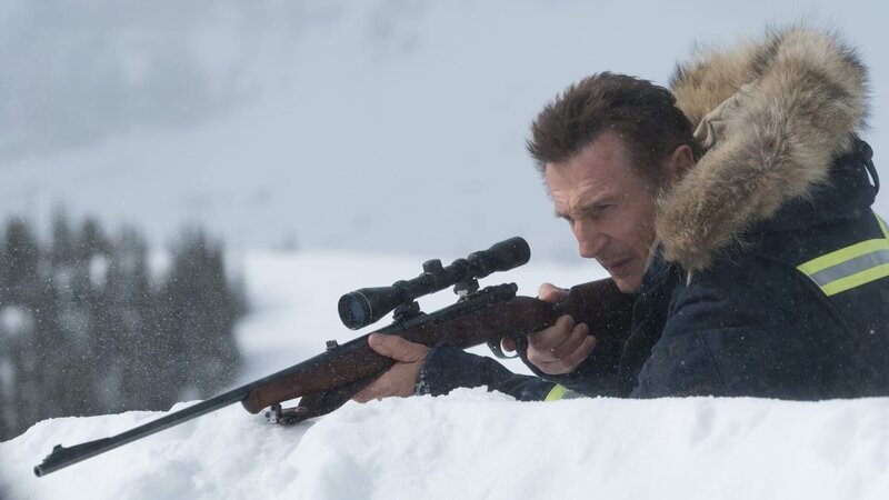 Nels Coxman (Liam Neeson) hat sein nächstes Opfer im Visier. – Bild: Studiocanal GmbH / Doane Gregory Nels Coxman (Liam Neeson) hat sein nächstes Opfer im Visier. – Bild: Studiocanal GmbH / Doane Gregory
