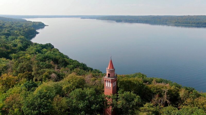 Im Land der 1000 Seen: Leben am, auf und umgeben von Wasser – Bild: NDR