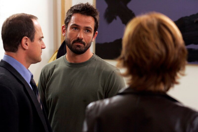 Ron Polikoff (Billy Campbell, mi.) versucht Det. Stabler (Christopher Meloni, li.) und Det. Benson (Mariska Hargitay, re.) – Bild: Universal Network Television, 13TH STREET