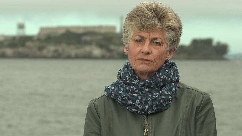 Jolene Babyak lebte als Kind eines Gefängniswärters auf Alcatraz. Doch wie lebte man auf der Gefängnis-Insel? – Bild: Indigo Films, DCL