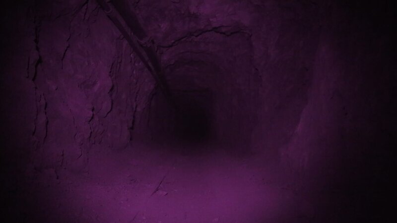 A mining tunnel inside of the Darwin Mine. – Bild: Discovery Channel /​ Discovery Communications