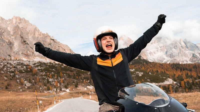 Moritz (Leonard Scheicher) – Bild: ARD Degeto Film/Studiocanal GmbH/Luis Zeno Kuhn Moritz (Leonard Scheicher) – Bild: ARD Degeto Film/Studiocanal GmbH/Luis Zeno Kuhn
