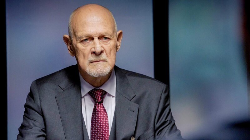 Admiral Hollace Kilbride (Gerald McRaney) – Bild: ORF/​Sevenone International/​CBS