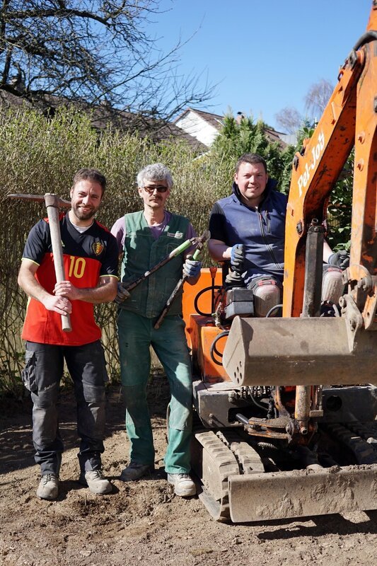 Die Beet-Brüder (v.l.): Claus, Ralf und Henrik – Bild: RTL /​ Tokee Bros.