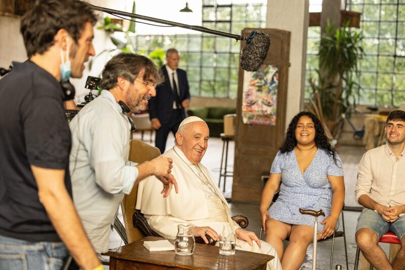 AMEN: Ein Gespräch mit dem Papst – Bild: ORF/​Disney+/​David Herranz