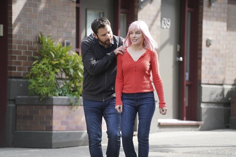 Gary Mendez (James Roday Rodriguez, l.); Maggie Bloom (Allison Miller, r.) – Bild: American Broadcasting Companies, Inc.